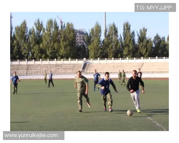 深入解析足球赛事动态与未来走势的预测方法与技巧